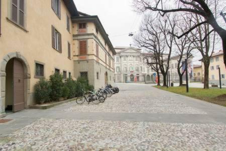 Papavero Accademia Carrara Bérgamo Exterior foto